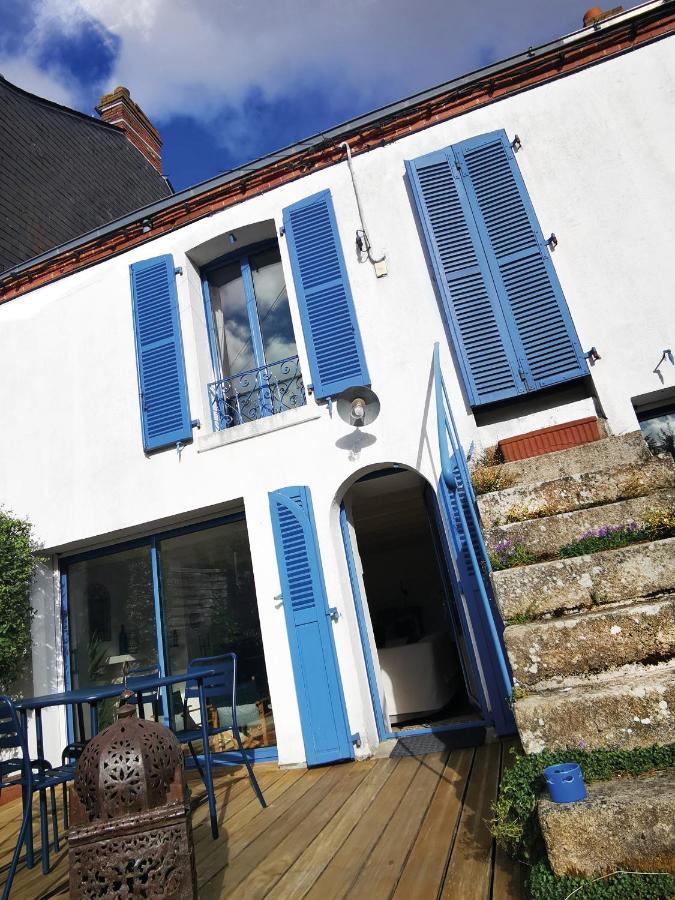 Lile Bleue, Un Parfum De Voyage Cholet Exterior photo